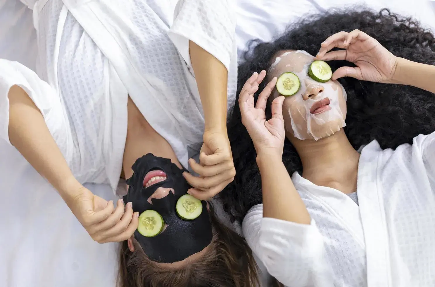 Oily Skin Care: How to Control Shine and Achieve a Balanced, Healthy Complexion